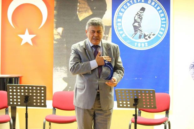 Ruhi Ayangil �d�l t�reninden