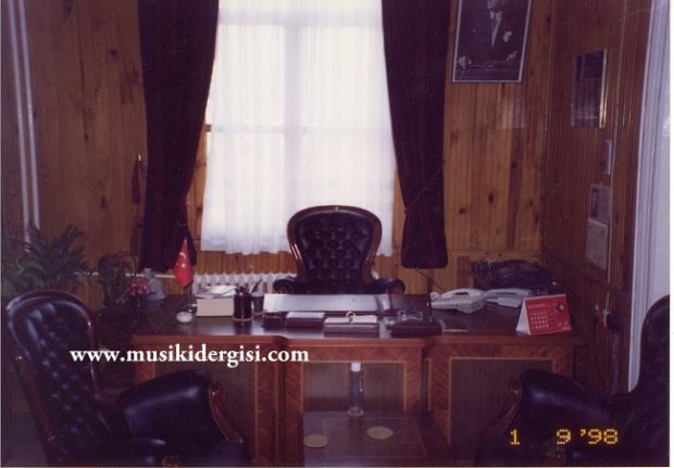 Edirne Devlet T�rk M�zi�i Toplulu�u Binas� foto�raflar� 1997-2002