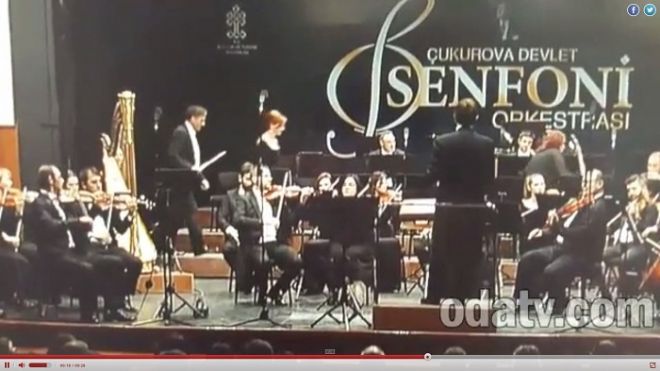 ukurova Devlet Senfoni Orkestras'nn 18 mays 2017 tarihli konserinde ef Emin Gven Yalam  konsere flemeli alg blmndeki icraclar yerini almadan balad.